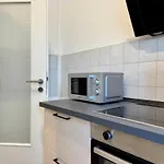 Modernes 6 Personen Zentral 65qm Wlan Gehobene Ausstattung Apartamento *