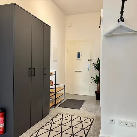 Modernes 6 Personen Zentral 65qm Wlan Gehobene Ausstattung Daire *